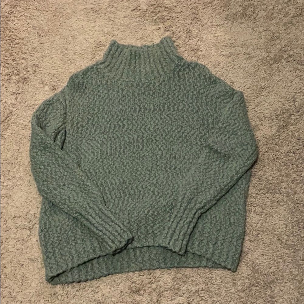 Turtle neck sweater